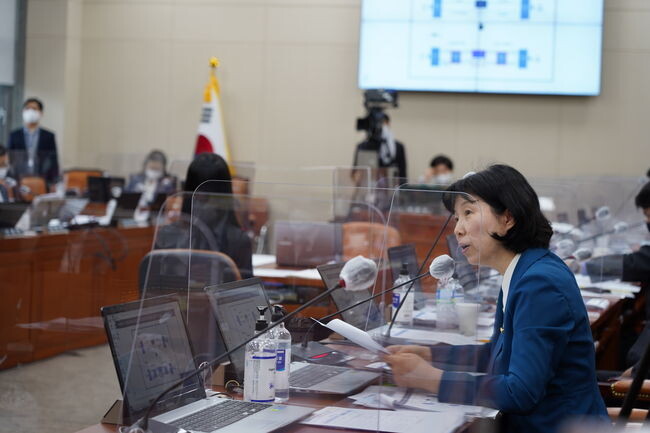 국회 정무위원회 양정숙 의원