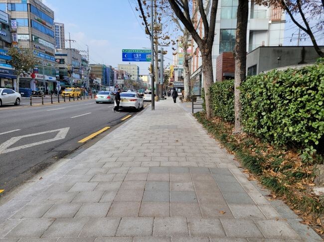 재활용 가능한 친환경 보도블록 조성 및 포인트 패턴블록 설치