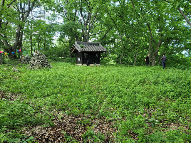 오현봉수 사적 지정(봉수내 전경)