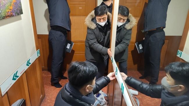 광명시는 1인가구 주거시설인 고시원과 고시텔을 대상으로 12월 26일부터 1월 6일까지 광명시&middot;광명소방서&middot;관내 건축사와 합동점검을 실시하였다.