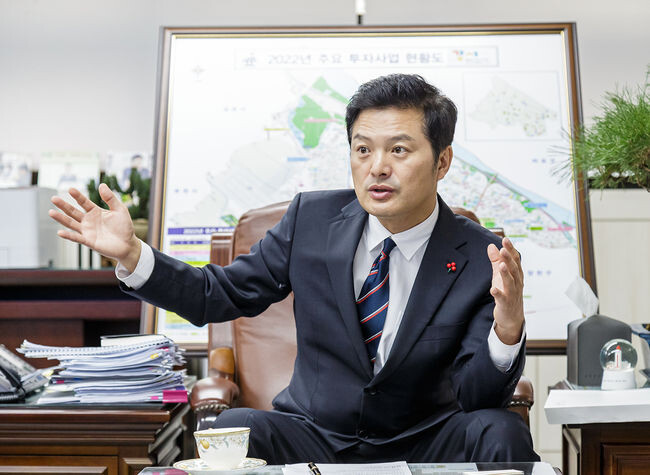 서울 강서구(구청장 김태우)는 역대급 한파와 난방비 급등으로 어려움을 겪고 있는 취약계층과 복지시설을 위한 난방비 특별지원을 실시한다고 밝혔다.