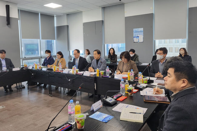 정책토크룸 현장사진(사진=서울시의회 제공)