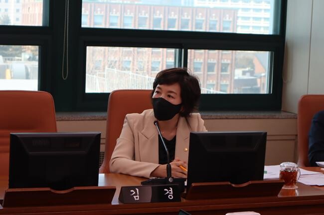 김경 의원이 ‘서울특별시 온마을아이돌봄 지원에 관한 조례 일부개정조례안’을 제안했다.(사진=서울시의회 제공)