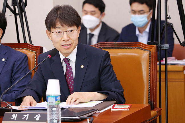 '소액사건심판법' 일부개정법률안이 2월 27일<span lang="EN-US">&nbsp;