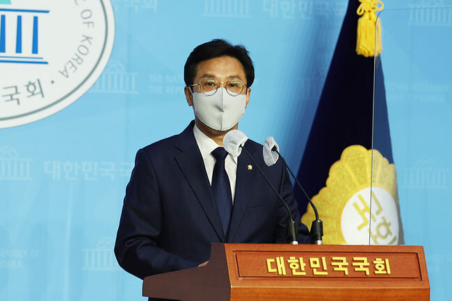 신영대 국회의원<span lang="EN-US">(