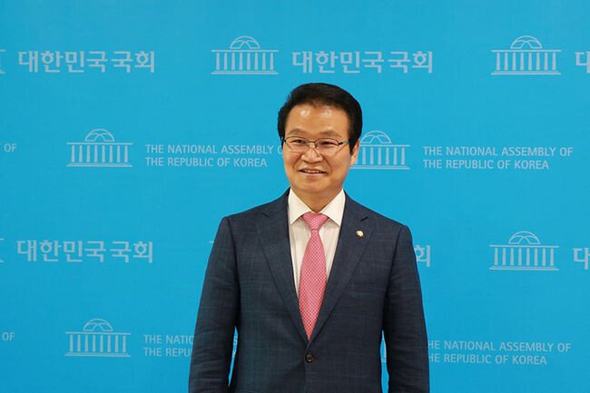 김용판 의원(사진=김용판 의원 페이스북)