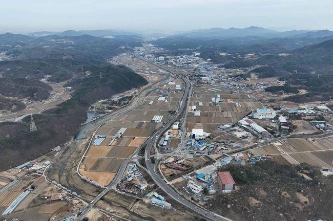 시스템반도체 클러스터터 국가첨단산업단지 후보지로 지정된 용인 이동읍과 남사읍 일대 전경(항공) (사진제공=용인시청)