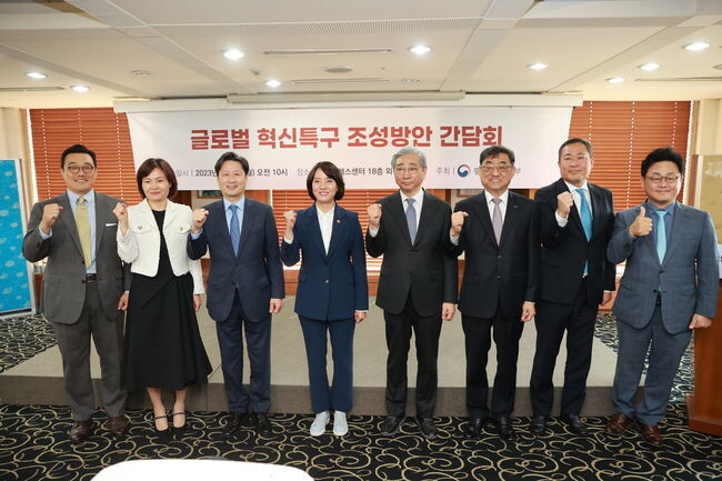 이영 중소벤처기업부 장관은 <span lang="EN-US">8