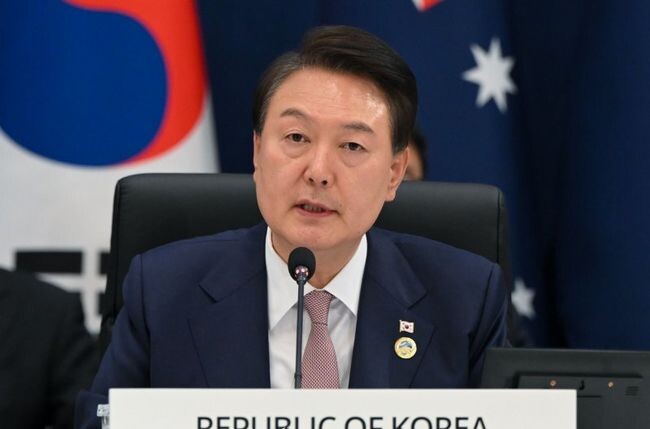 윤석열 대통령이 지난 29일 한-태평양도서국 정상회의 2세션에 참석하여 발언하고 있다.&nbsp;