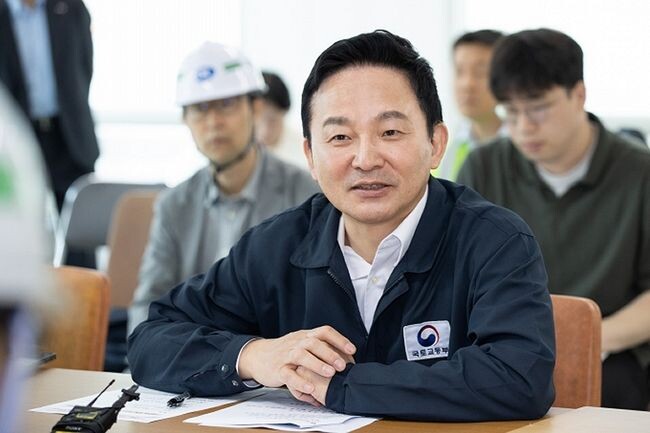 사진은 지난 6월8일 건설현장 휴게시설 관련 현장방문 중인 원희룡 장관