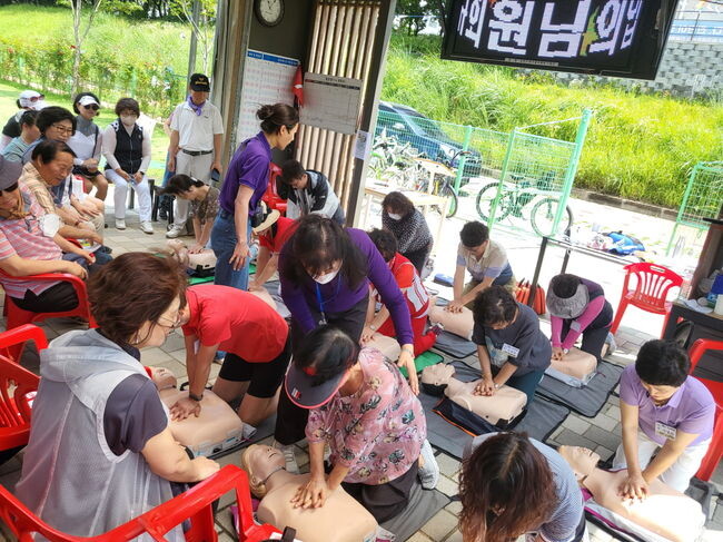 금천구, 주말 찾아가는 심폐소생술 교육 시행