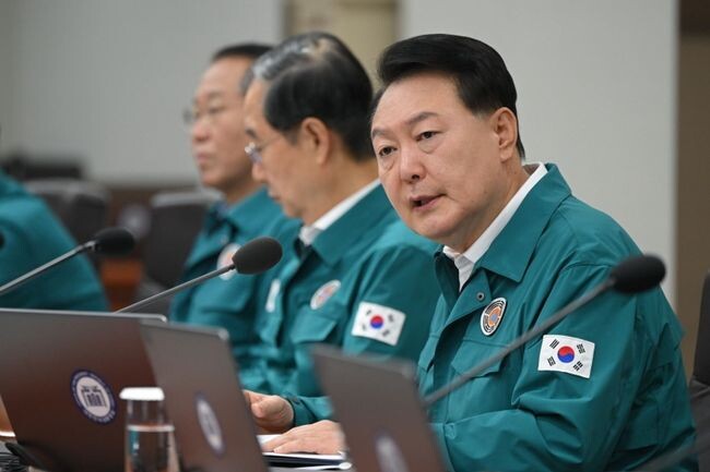 윤석열 대통령이 지난 7월18일 2023년도 제29회 국무회의를 주재하고 있다.&nbsp;
