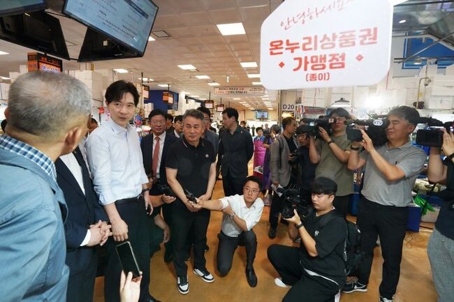 박성훈 해양수산부 차관(왼쪽)