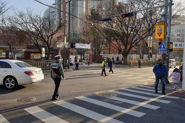 어린이보호구역 집중단속 모습