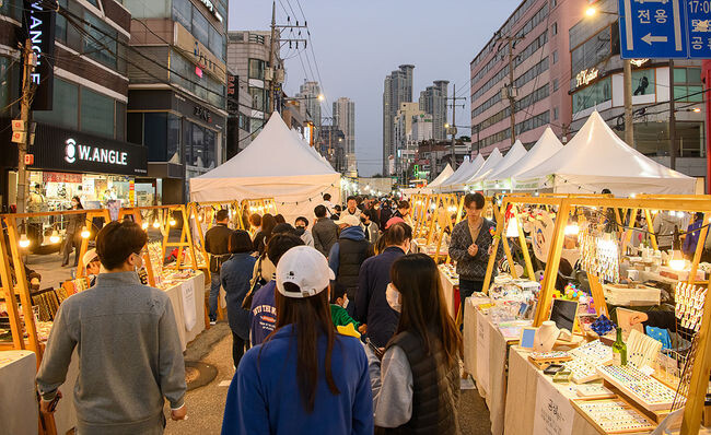 양천구, 지난해 목동로데오패션거리 문화축제 마켓 부스 전경