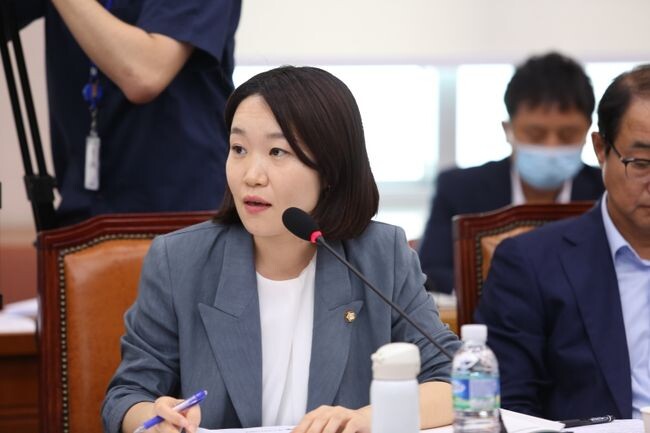 더불어민주당 이소영 의원(경기 의왕시&middot;과천시)