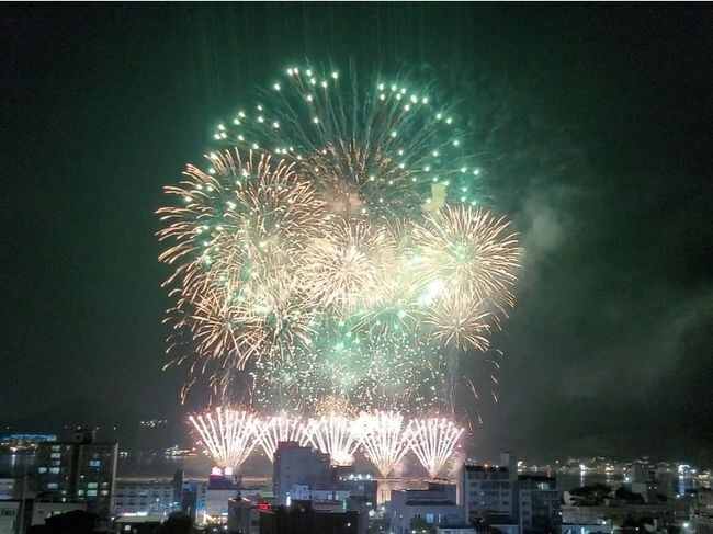 &ldquo;제1회 지세포항 한가위 불꽃축제&rdquo;성황리 개최