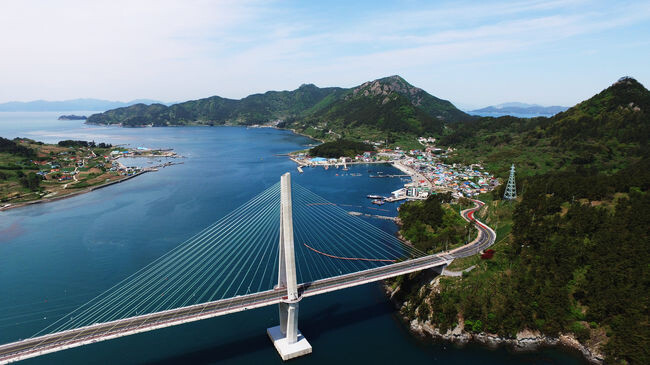 100대 명산 품은 사량도, 10월 이달의 섬 선정