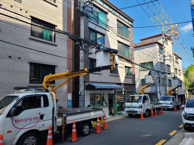 공중케이블 정비 모습