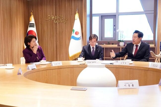사진은 지난 15일 뉴스티 특위 면담 모습 