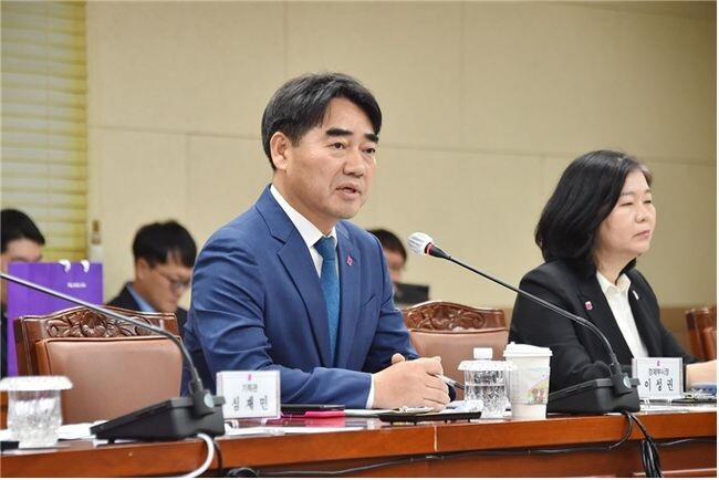 이성권 부산시 경제부시장