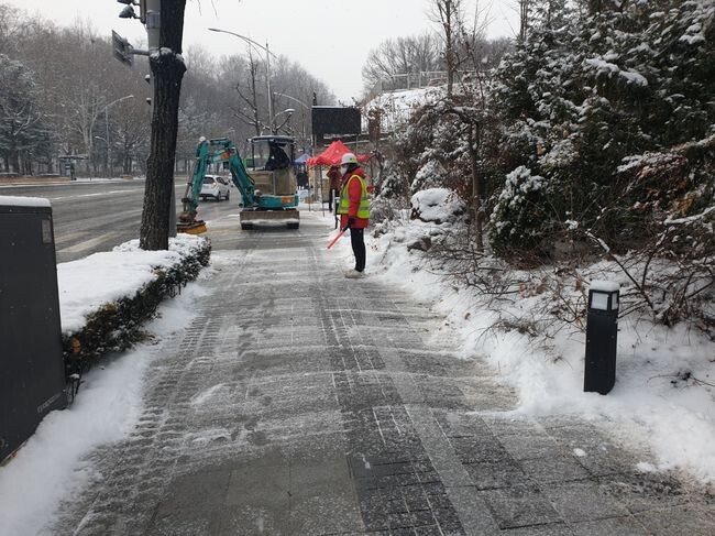 관악구 제설 작업 모습&nbsp;
