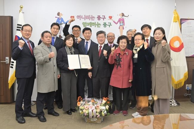 김길성 중구청장과 신당10구역 재개발 조합원