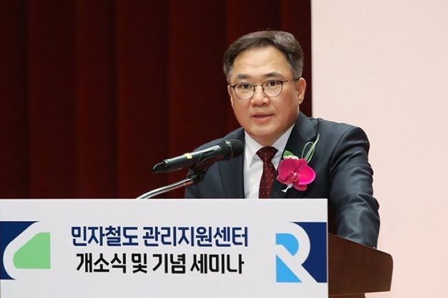 백원국 국토교통부 제2차관은 16일 오후 3시 세종국책연구단지에서 열린 한국교통연구원 &lsquo;민자철도관리지원센터&rsquo; 개소식에 참석했다.
