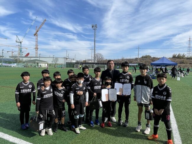 나주시 종합스포츠파크에서 &lsquo;2024년 전국 나주 동계 유소년 축구대회&rsquo;가 2일부터 개최된다. 사진은 지난해 참가 선수들의 경기 모습.
