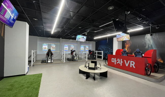 "생동감 있네" 익산 공공승마장 XR말산업체험관 개장