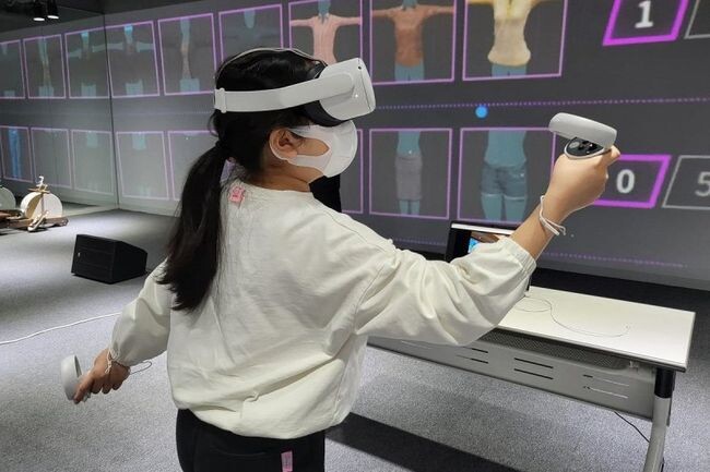 서울 서초구의 미래기술 체험시설 '서초SMART유스센터'와 문화예술 전문시설 '방배ART유스센터'가 관내 청소년들의 끼와 재능을 뽐낼 수 있는 특별한 공간으로 큰 인기를 끌고 있다.