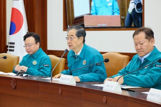 한덕수 국무총리가 지난 2월 23일 세종대로 정부서울청사에서 열린 의사 집단행동 중앙재난안전대책본부 회의에 참석, 모두발언을 하고 있다. 