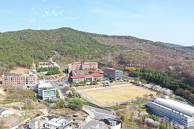 충남도립대학교는 2024학년도 신입생을 모집한 결과 정원 내 모집인원 422명 전원이 등록했다고 4일 밝혔다.