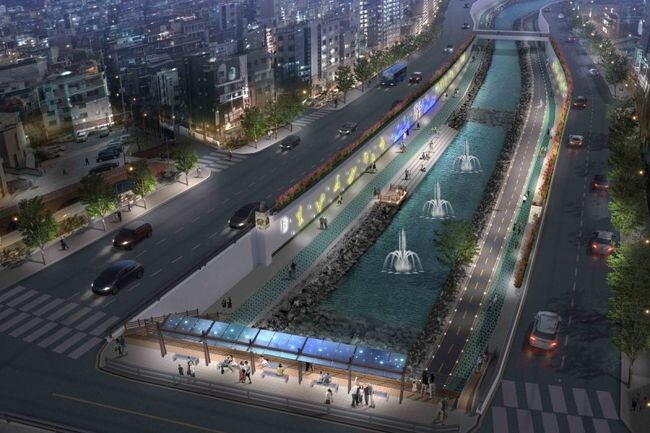 2022년 5월 말 개통된 경전철 신림선의 영향으로 관악구를 찾는 주민들이 늘어나고 있다.