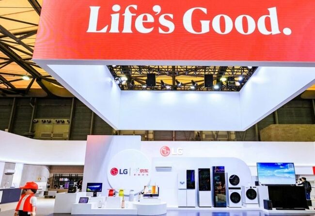 LG전자가 중국 &nbsp;최대 가전 박람회인 AWE 2024에 참가해 프리미엄 제품과 YG 고객을 겨냥한 제품을 대거 선보였다.