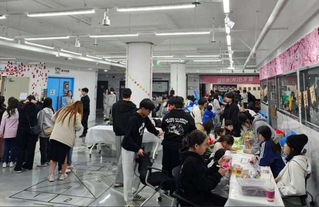 제천시청소년꿈뜨락은 지난 23일 '즐거움을 낚다! 樂(락)시터 - 꿈뜨락 인가 봄!'을 진행했다.