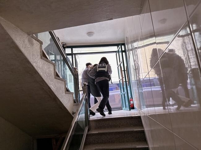 수원시(시장 이재준)는 정신과적 위기 상황이 발생했을 때 현장에서 즉각 대응이 가능하도록 '수원시 정신건강 위기개입 사업'을 운영하고 있다.