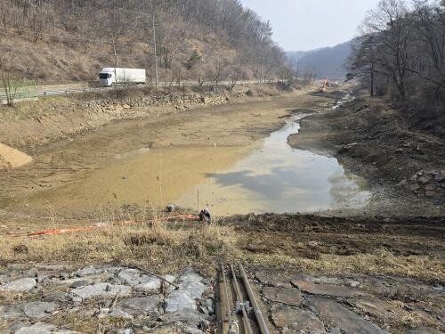 전동면 심중저수지 준설중(농업정책과)