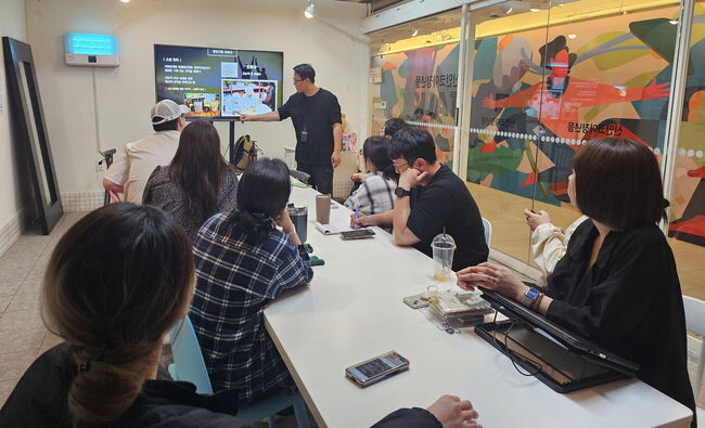 안산시, 청년몰&lsquo;소소플래닛&rsquo;청년상인 역량 강화 교육&hellip; 성공 비법 전수(신안코아몰 교육)