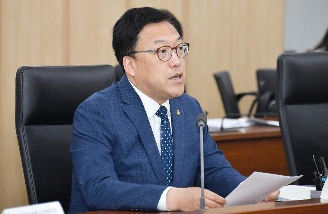 김병환 기획재정부 1차관은 고용노동부 등 관계부처와 함께 지난 17일 정부세종청사에서 '16차 일자리전담반(TF) 및 제21차 물가관계차관회의'를 개최했다.
