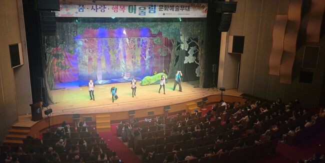 따뜻한 봄날 온 가족이 함께 한 유쾌한 나들이&nbsp;