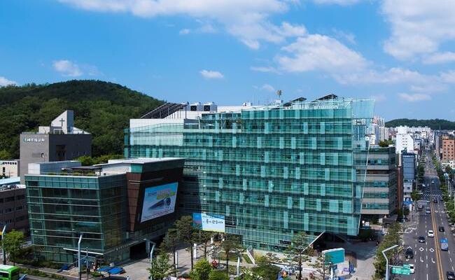 관악구가 근로청년과 저소득 가구의 자립을 돕기 위한 자산형성지원사업인 '2024년 희망두배 청년통장 및 꿈나래통장' 신규 참가자를 모집한다.
