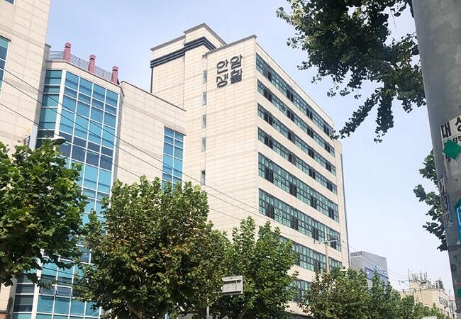국토교통부는 7일부터 입주자에게 다채로운 주거서비스를 맞춤형으로 제공하는 '특화형 매입임대주택' 3천호를 공모한다고 밝혔다.