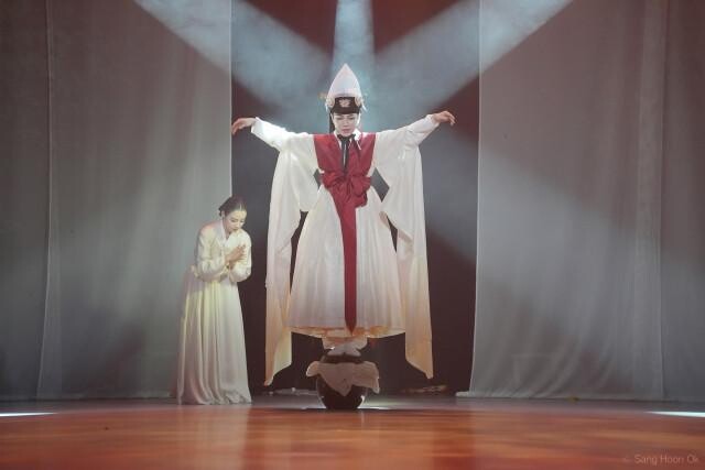 <span contenteditable="true">서울춤연구시리즈1 중 &lsquo;서울무당춤&rsquo;