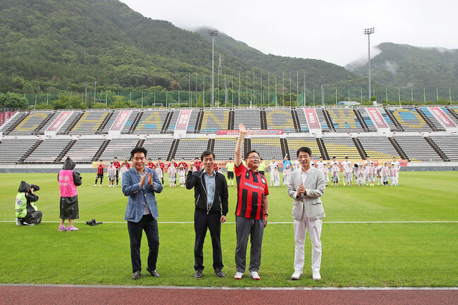 창원FC, 수중전에도 600여 시민 함께 응원
