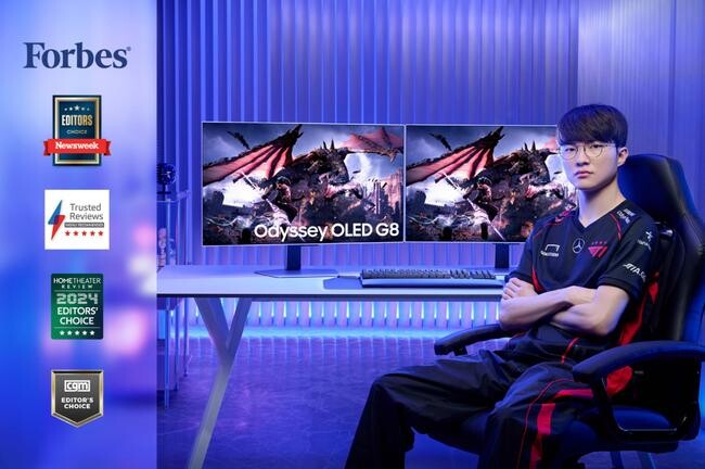 T1 페이커 선수가 삼성전자 OLED 게이밍 모니터 &lsquo;오디세이 OLED G8(G80SD)&rsquo;을 소개하고 있다.&nbsp;