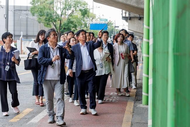 마포구, 가양대로&middot;월드컵로 스마트 거리로 보행자 안전 확보
