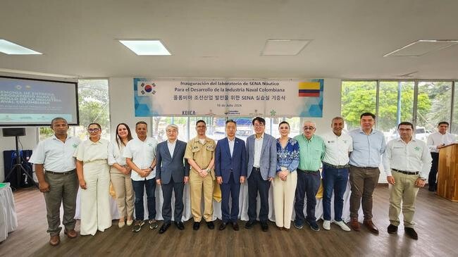 코이카(KOICA&middot;한국국제협력단)는 지난 18일(현지시각) 콜롬비아 북부 항구도시 카르타헤나에 위치한 국립직업훈련원(SENA)에서 '콜롬비아 조선업 활성화 기반구축 사업'의 일환으로 조선 제조 훈련 실습 기자재 기증식을 개최했다.
