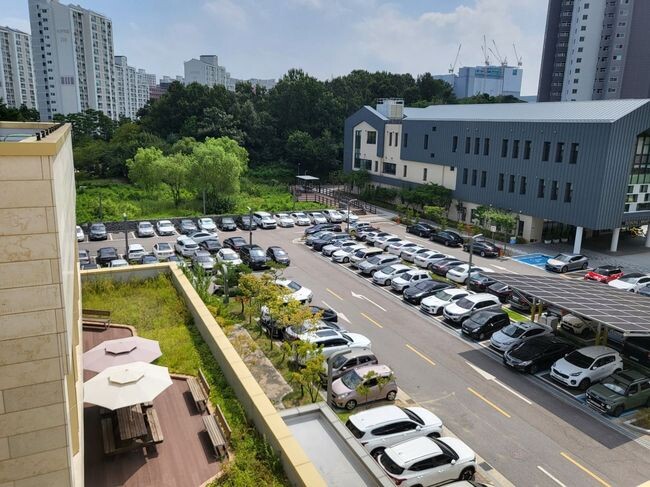 8월 26일부터 유료로 전환되는 용인특례시 서농동주민센터 주차장 모습