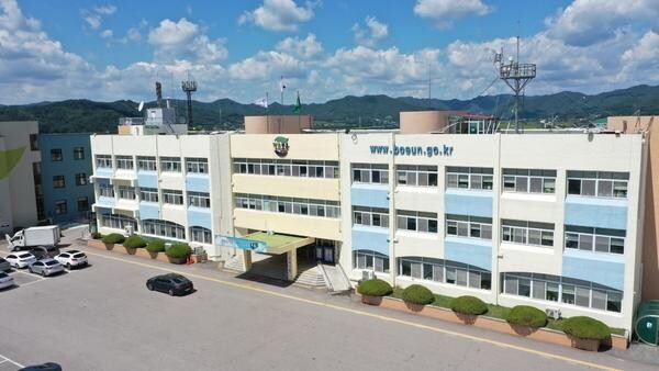 보은군, 개학기 학교 주변 불법광고물 일제정비